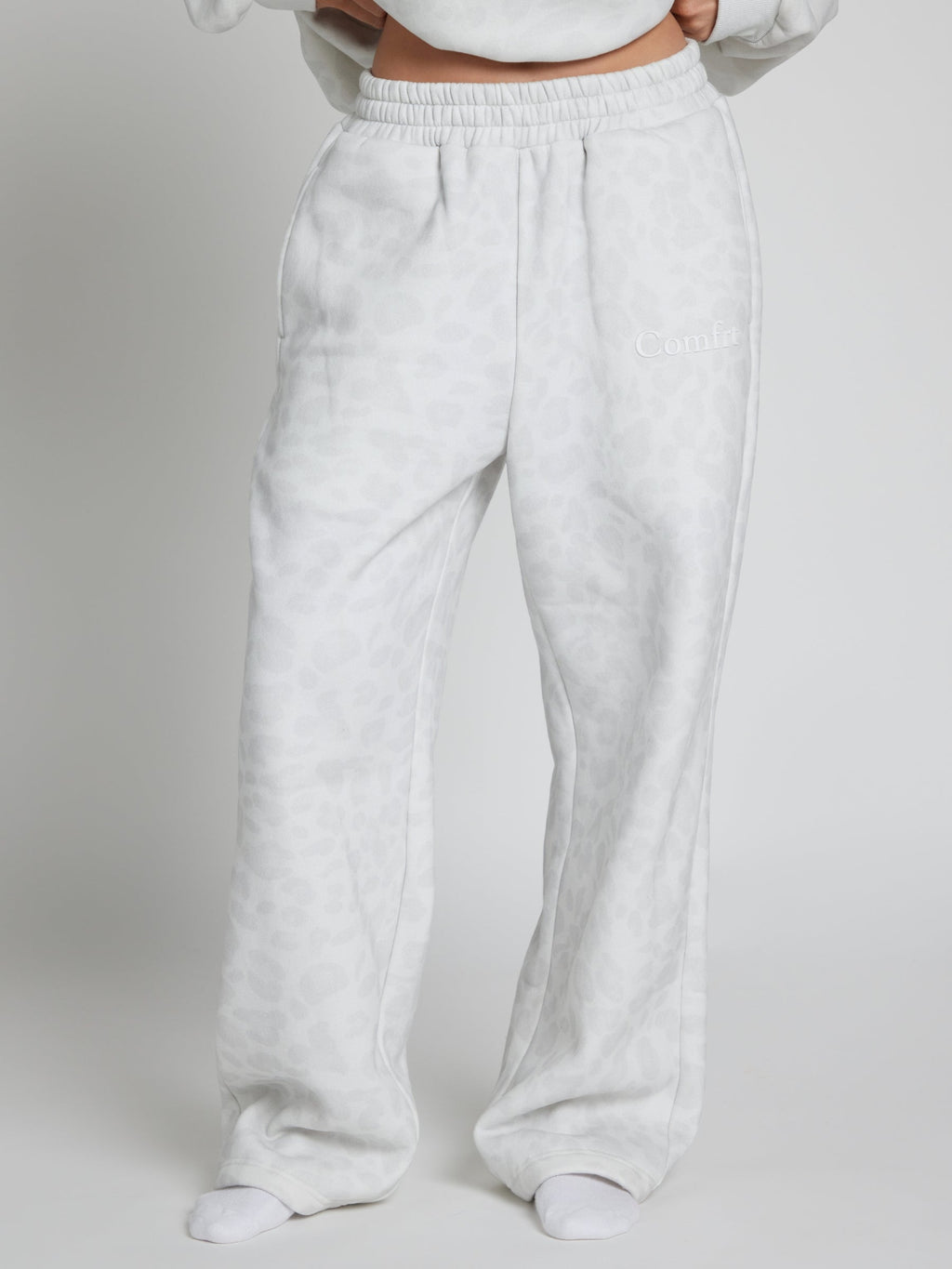 Minimalist Straight Leg Sweatpants - Pre-Order