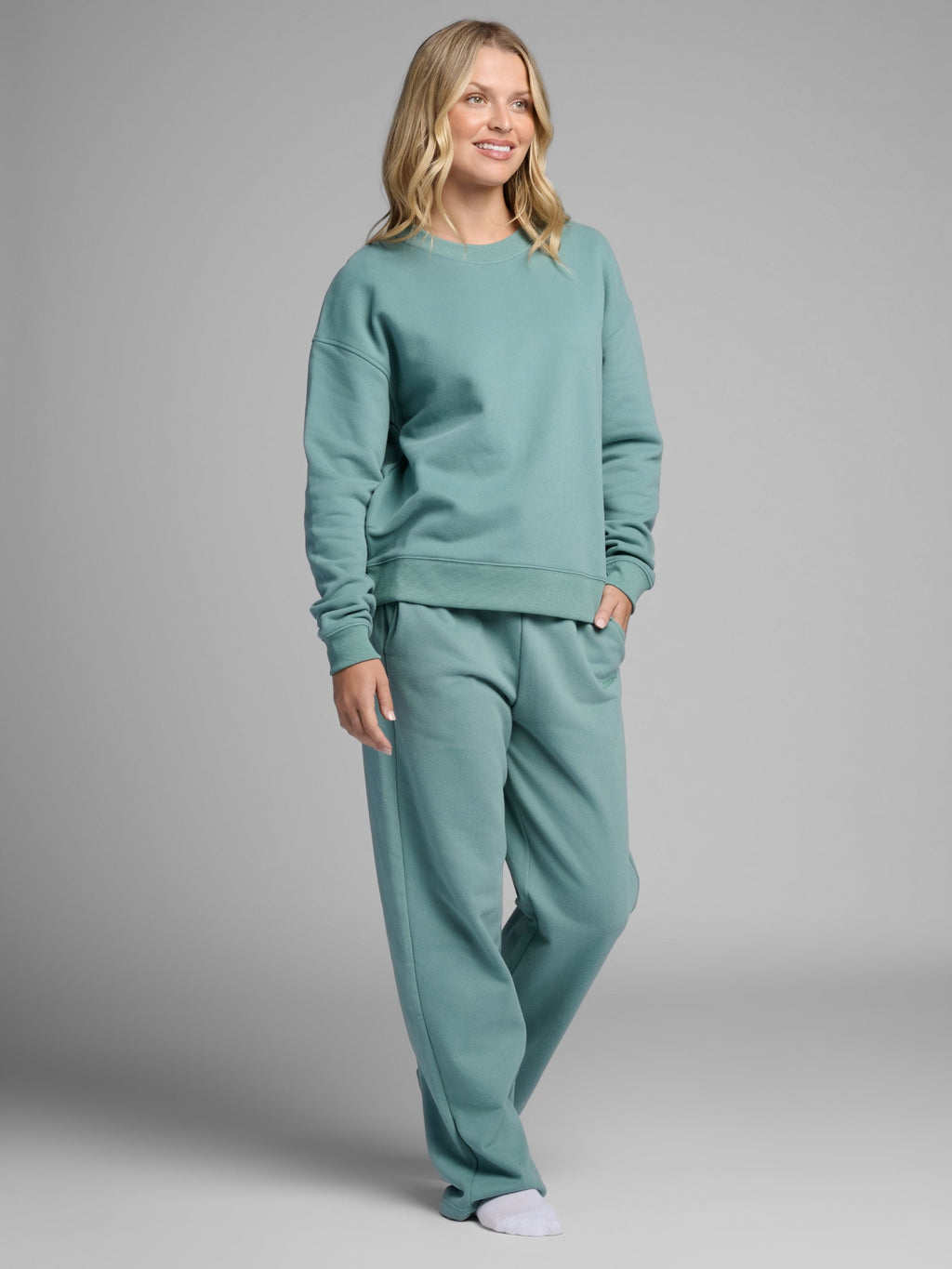 Halo Lightweight Crop Crew - Pre Order